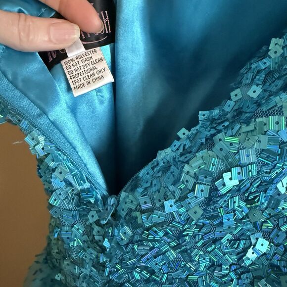 RJ CRUSH Long Mermaid PROM DRESS Aqua Blue Sequins Stones Stapless Tulle Sz 4 - Picture 14 of 15